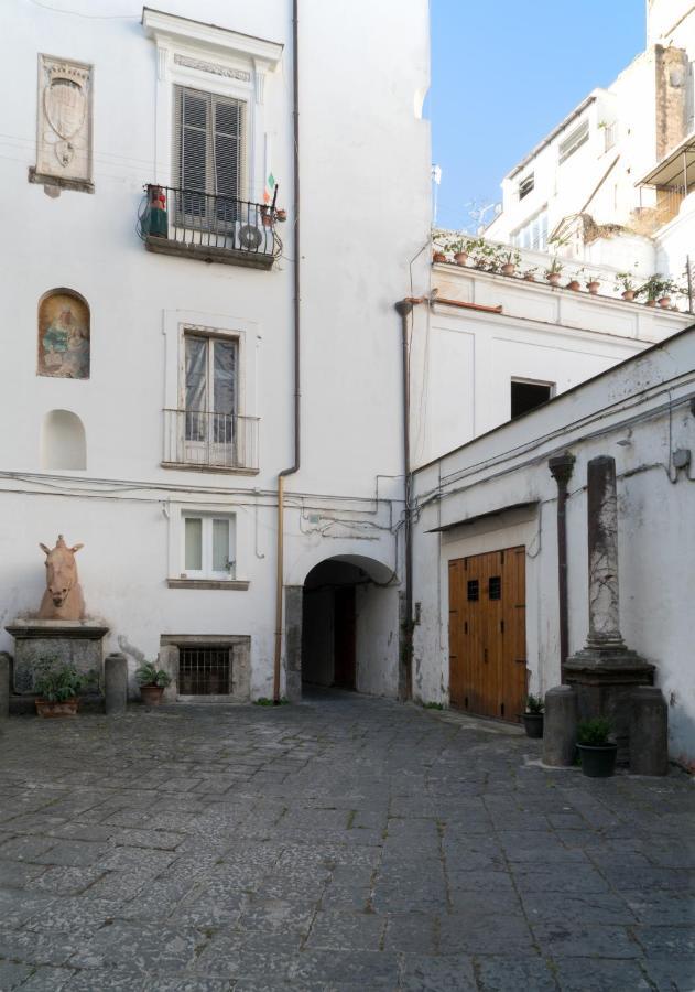 Suite & Luxury Rooms Palazzo Diomede Carafa Neapel Exteriör bild